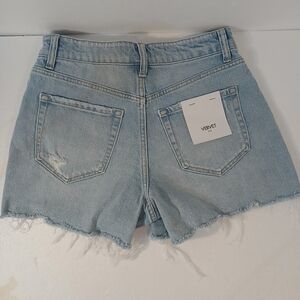 NWT Vervet Blue Light Wash High-Rise Distressed Denim Shorts Size:Small